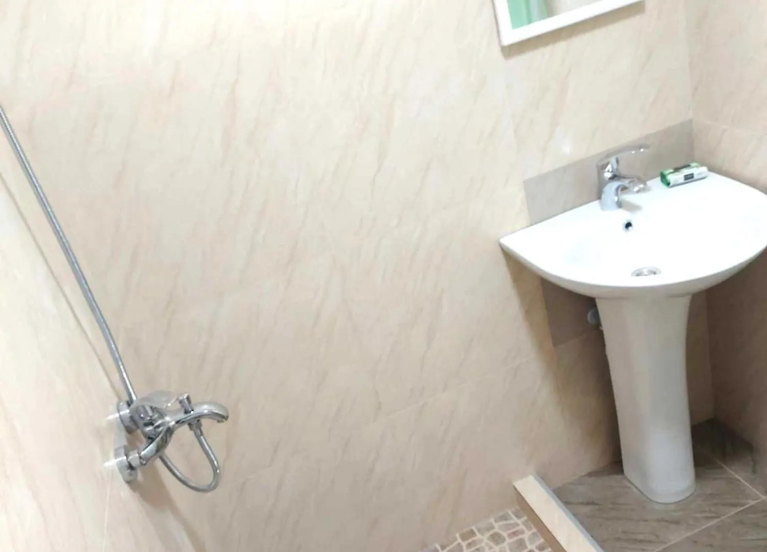 Green Space Studio Apartment تبليسي